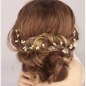 Wreath Bridal head piece - gold and crystal. NWT